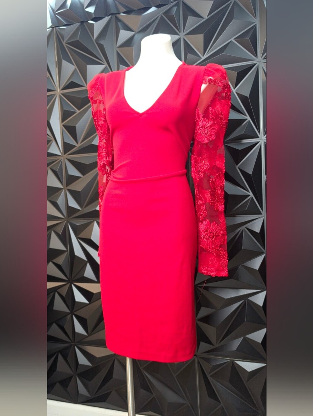 Express Red Midi Dress with Floral Lace Sleeves